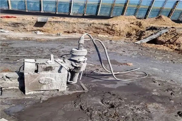富蕴水泡基础注浆加固